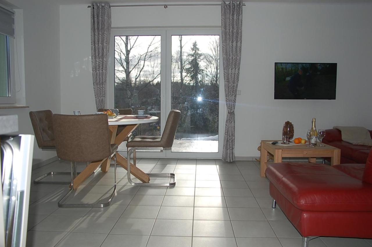 Behagliches Ferienhaus Zaunkoenig -Mit Kamin Und Sauna Tanne Esterno foto